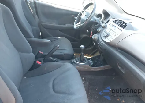 2010 Honda Fit Sport из США, поврежденный, VIN JHMGE8G46AS026906